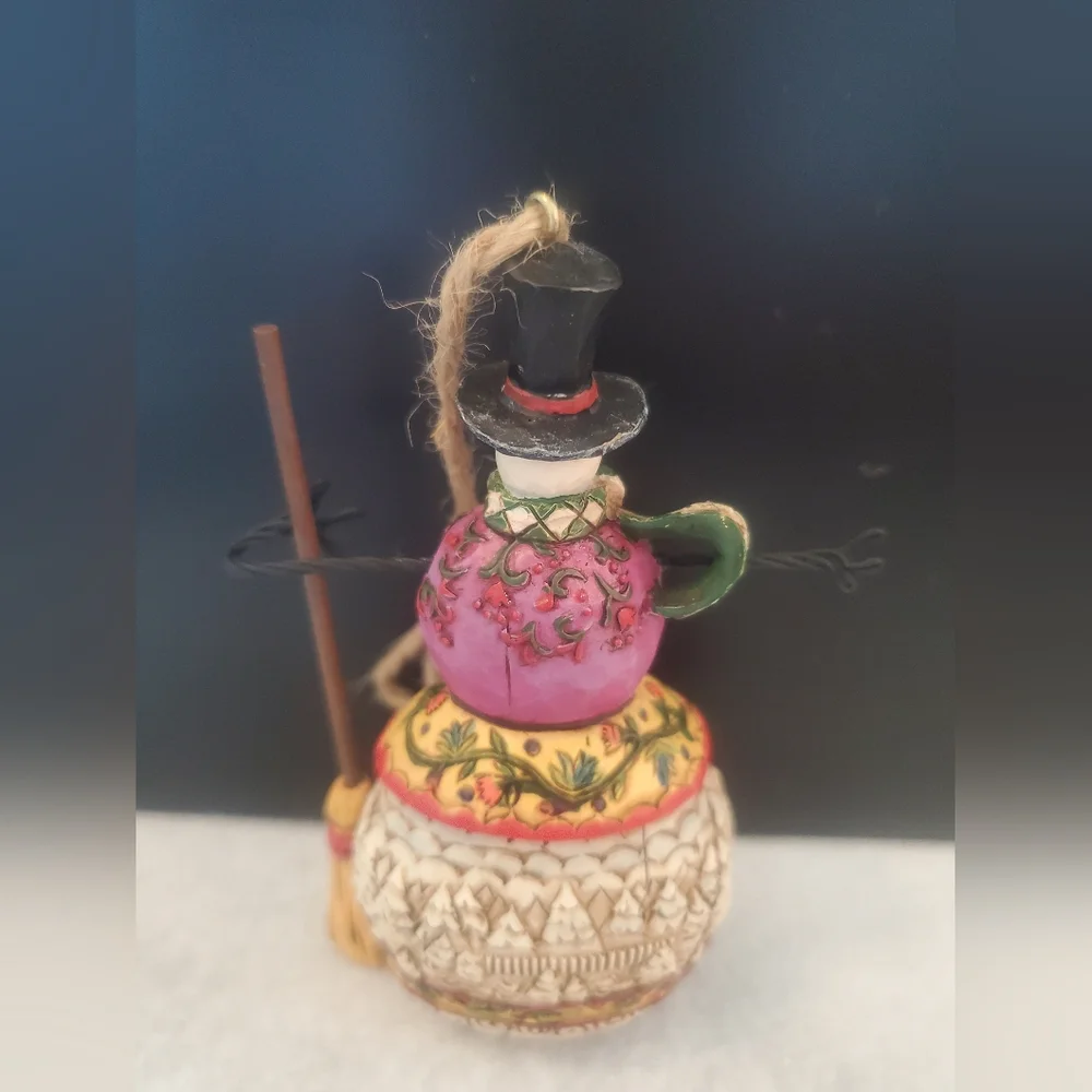Jim Shore 2005 Collectible Heartwood Creek Snowman with Broom Christmas Ornament